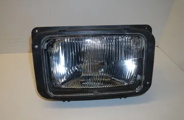 IVECO EuroTrakker (1993-2004) Przedni prawy reflektor 0301017003 21632737