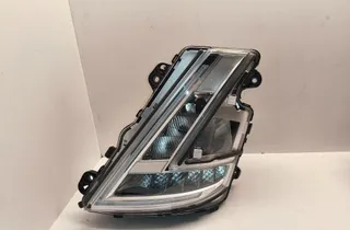 VOLVO FH II (2012-present) Reflektor przedni lewy 24056508 33586508