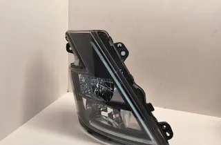 VOLVO FM III (2020) Przedni prawy reflektor 24364524 33586618