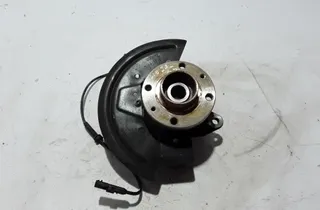 RENAULT Clio 4 generation (2012-2020) Front Right Wheel Hub 400146343R 20995545