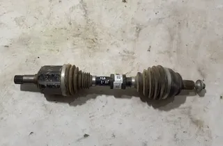 MERCEDES-BENZ GLA-Class H247 (2019-2024) Przedni lewy wał napędowy A1773307201 35058318