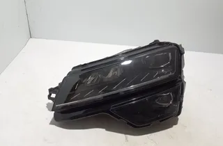 SKODA Karoq 1 generation (2017-2024) Przedni prawy reflektor 57B941015F 34934554