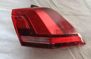 VOLKSWAGEN Tiguan 2 generation (2016-2024) Rear Left Taillight 32470128