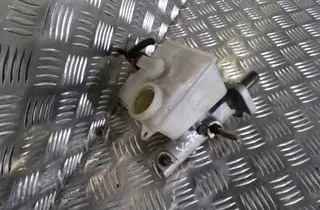 VOLVO V70 2 generation (2000-2008) Cylinder hamulca 9485183,9157933 32497190