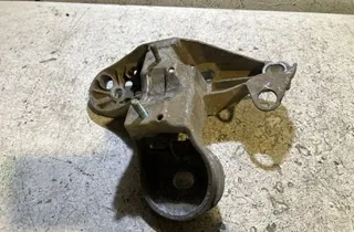 AUDI A4 B7/8E (2004-2008) Rear engine bracket 8E0199351M,8E0199351 35040790