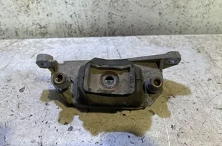 DACIA Duster 1 generation (2010-2017) Front engine mount 112228932R 35007652