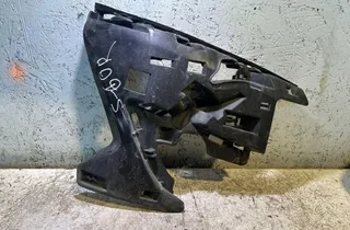 VOLVO S60 2 generation (2010-2020) Wspornik przedniego prawego zderzaka 31323426 35037327