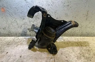 TOYOTA C-HR 1 generation (2016-2023) Przednie mocowanie silnika 35023508