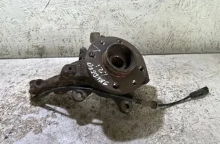 DACIA Sandero 1 generation (2008-2012) Front Right Wheel Hub 35043699