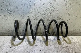 TOYOTA Yaris 3 generation (2010-2019) Przednia prawa sprężyna śrubowa 35045151