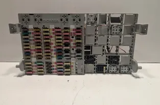 SCANIA P,G,R,T - series (2003-present) Skrzynka bezpiecznikowa 2022770,2022778 33572851